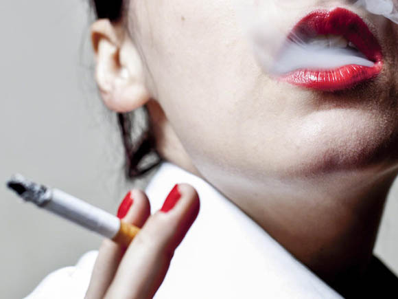 Smettere di fumare - Per le donne è meglio prima del ciclo